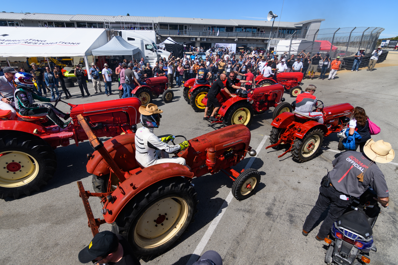 Illustration for article titled Porsche Tractor Racing Is the Real Pinnacle of Motorsport